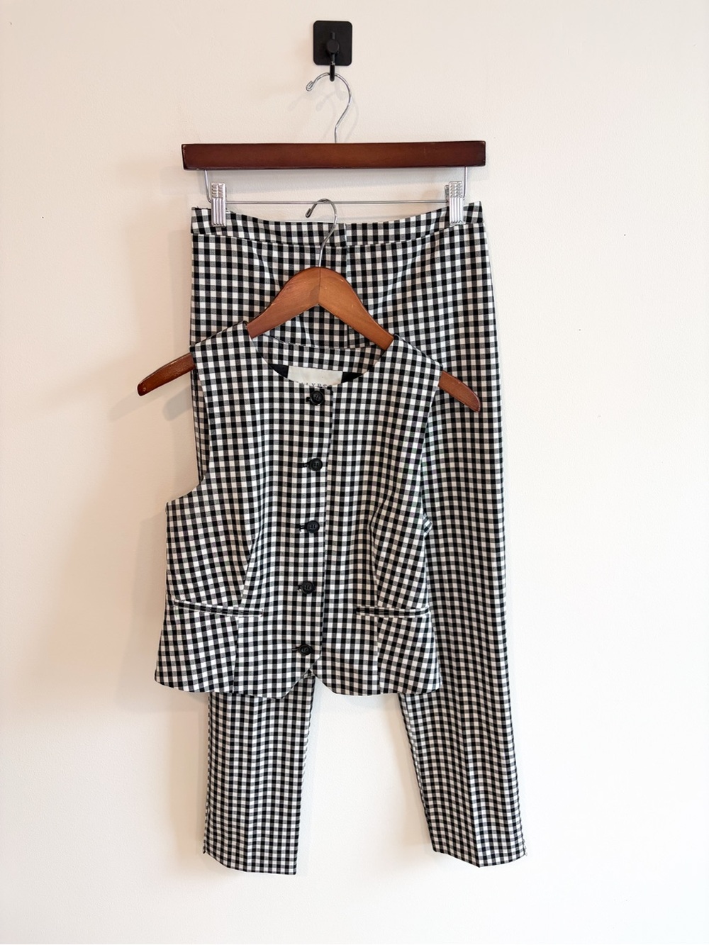 Calypso St. Barth Black & White Two-Piece Set - Top Size 6, Bottoms Size 4